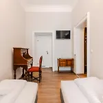 Hotel Atrium 3*